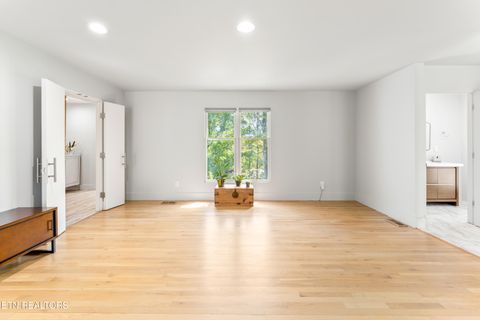 Tiny photo for 1313 Cherokee Blvd, Knoxville, TN 37919 (MLS # 1336405)