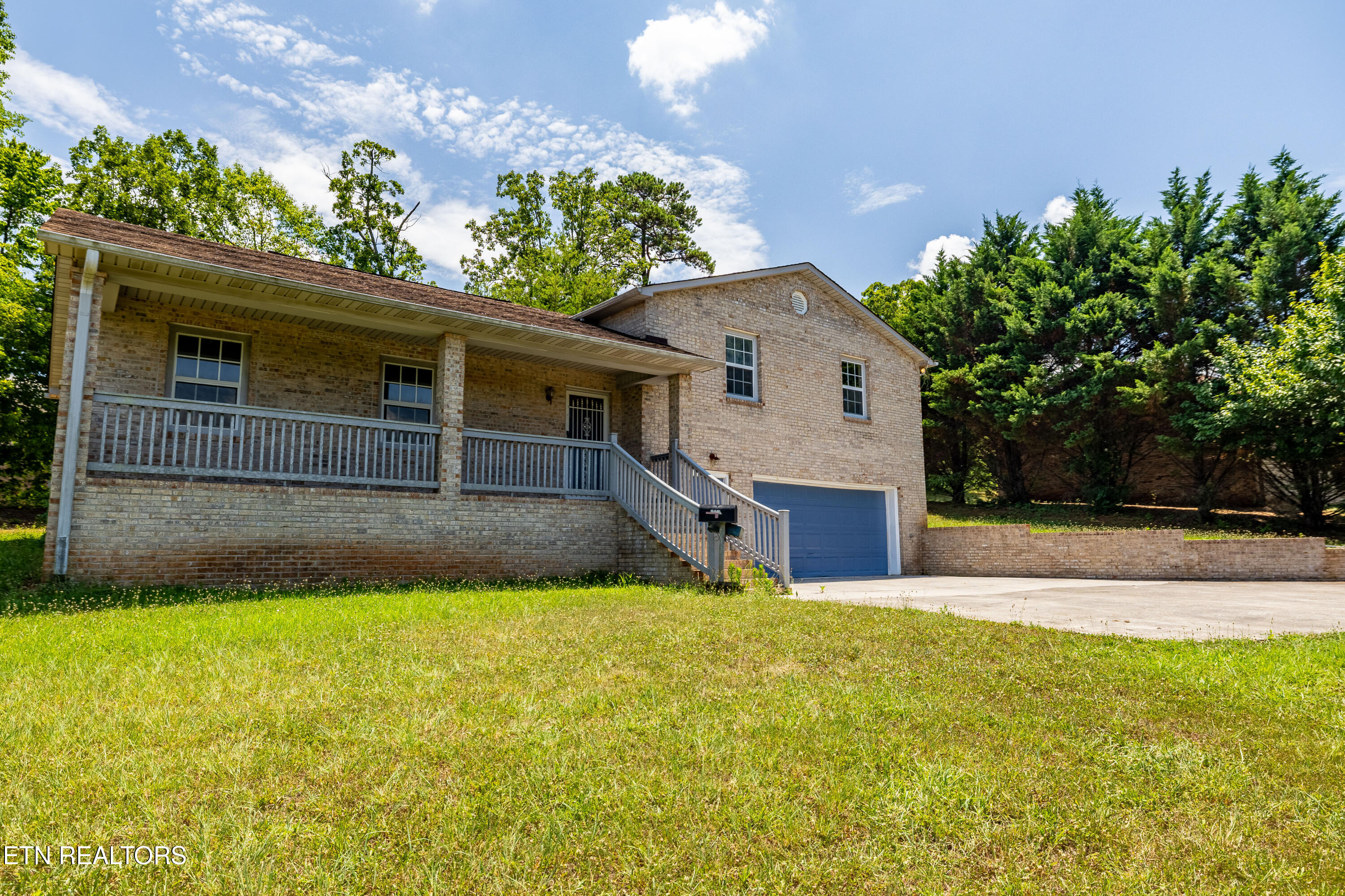 2521 W Old Topside Rd