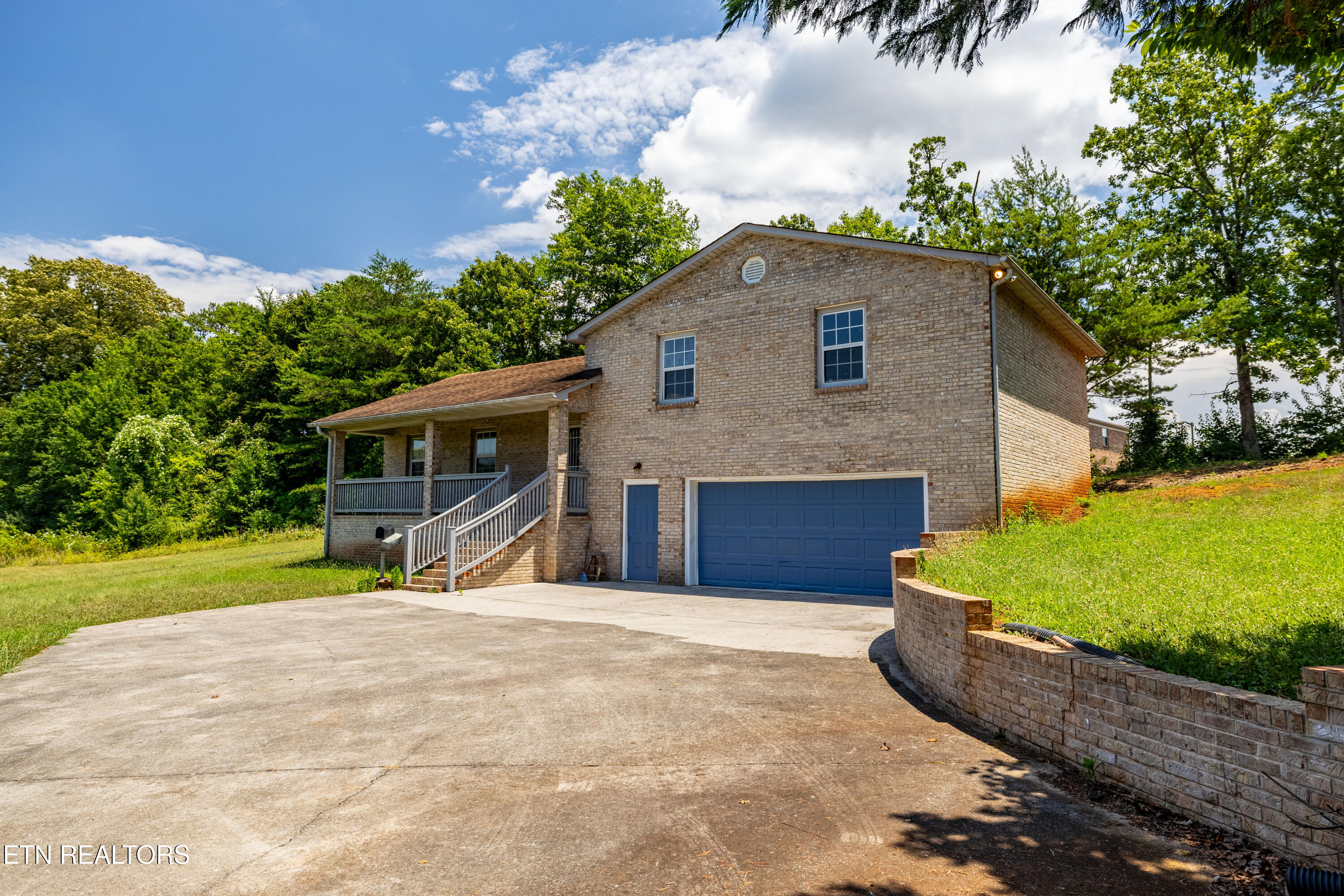 2521 W Old Topside Rd