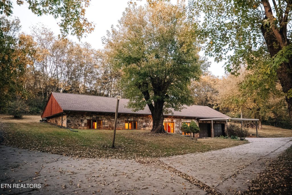 Photo of 264 Old Dandridge Pike, Strawberry Plains, TN 37871 (MLS # 1239661)