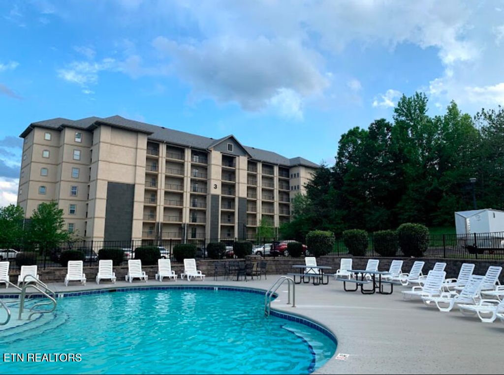 Photo of 124 Plaza Drive #UNIT 2105, Pigeon Forge, TN 37863 (MLS # 1306734)