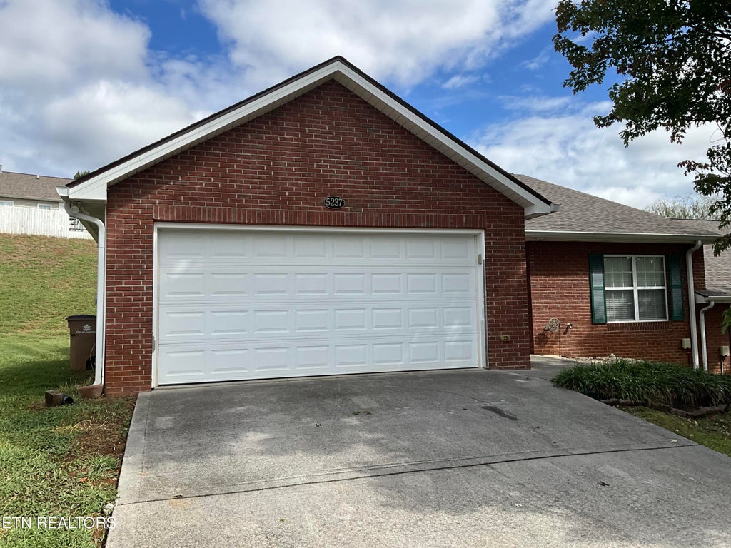 Photo of 5237 Sinclair Drive, Knoxville, TN 37914 (MLS # 1356765)