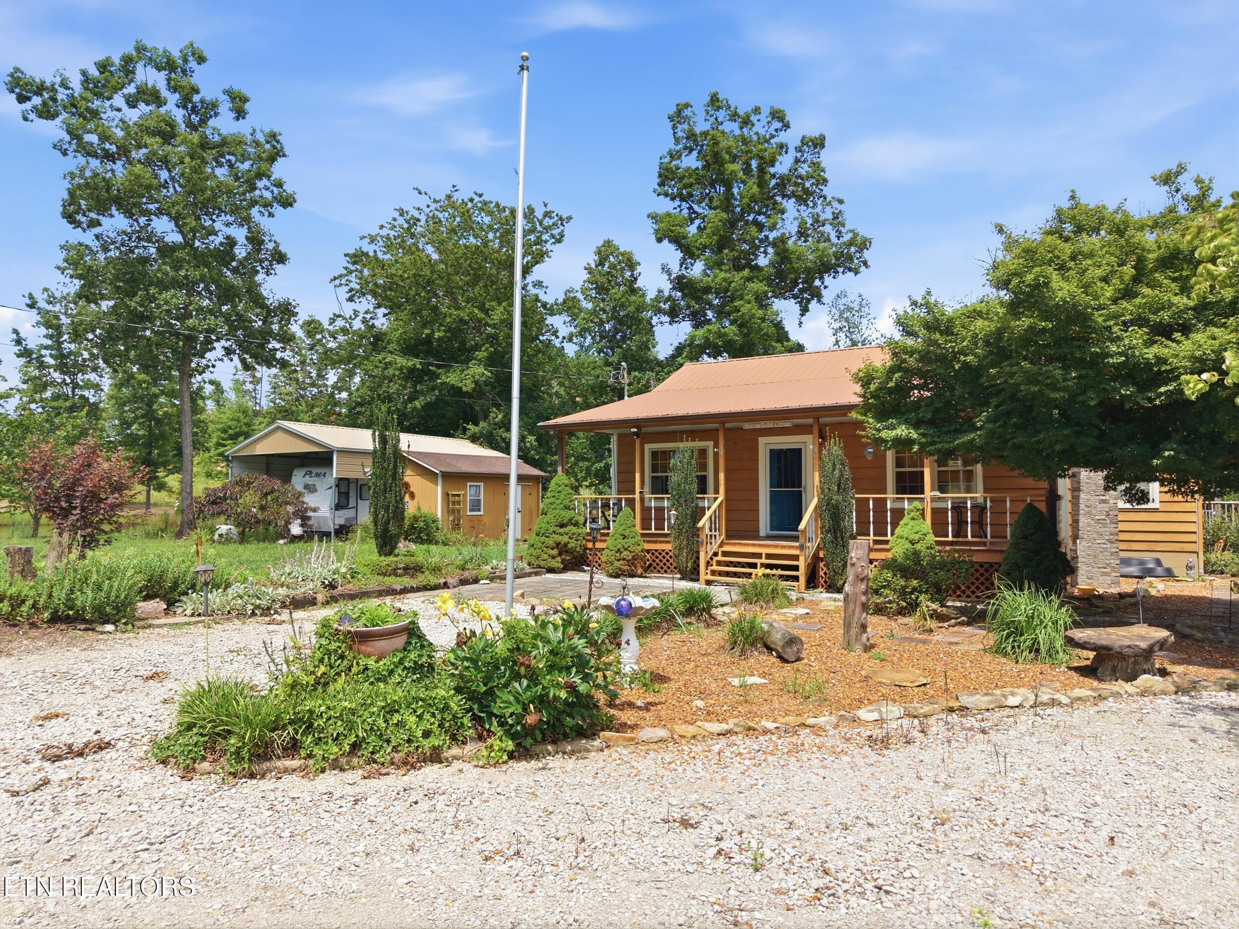 127 Valerie Drive