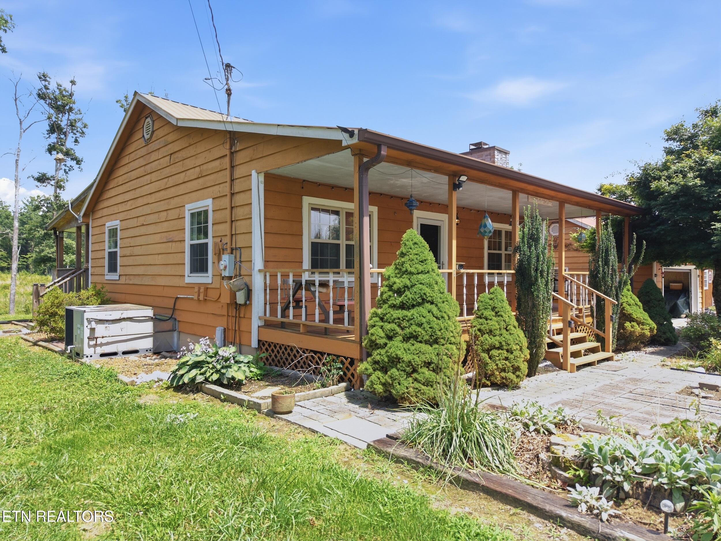 127 Valerie Drive
