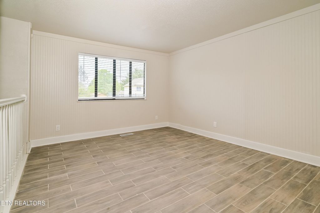 Photo of 8612 Royal Oaks Drive, Knoxville, TN 37931 (MLS # 1324508)