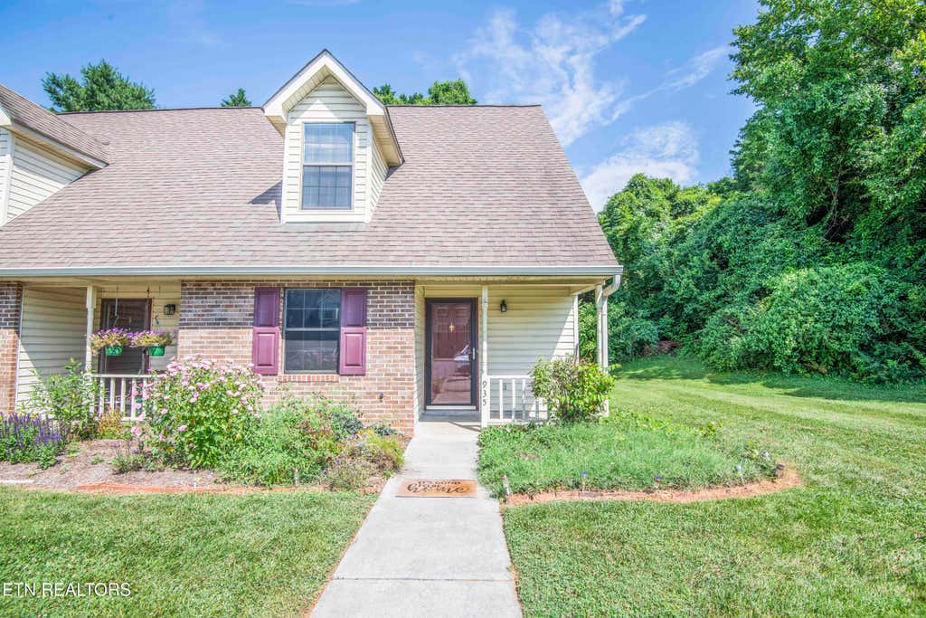Photo of 935 Chip Cove Lane, Knoxville, TN 37938 (MLS # 1347722)