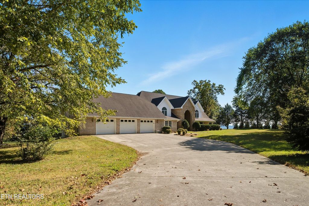 Photo of 7112 Warren Lane, Corryton, TN 37721 (MLS # 1318398)
