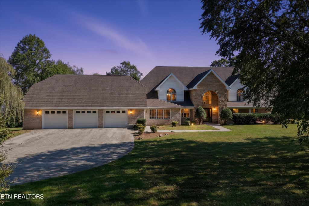 Photo of 7112 Warren Lane, Corryton, TN 37721 (MLS # 1318398)