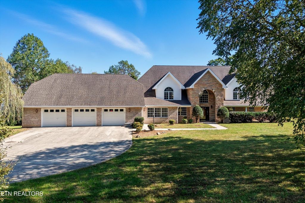 Photo of 7112 Warren Lane, Corryton, TN 37721 (MLS # 1318398)