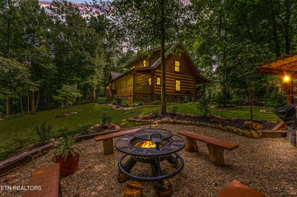 Photo of 144 Lakeside, Townsend, TN 37882 (MLS # 1248074)