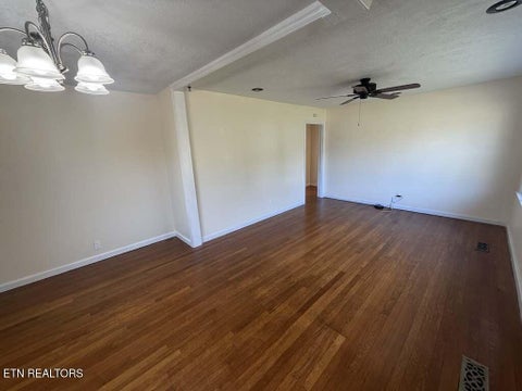 Tiny photo for 6006 Chalmers Drive, Knoxville, TN 37920 (MLS # 1355726)