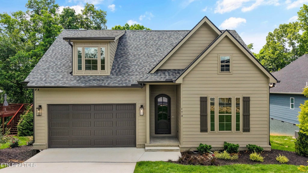 Photo of 173 Elokwa Way, Loudon, TN 37774 (MLS # 1353888)