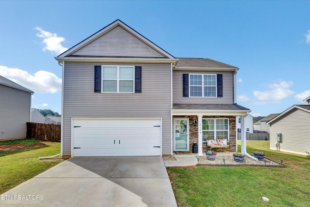 Photo of 7128 Lawgiver Circle, Corryton, TN 37721 (MLS # 1267532)