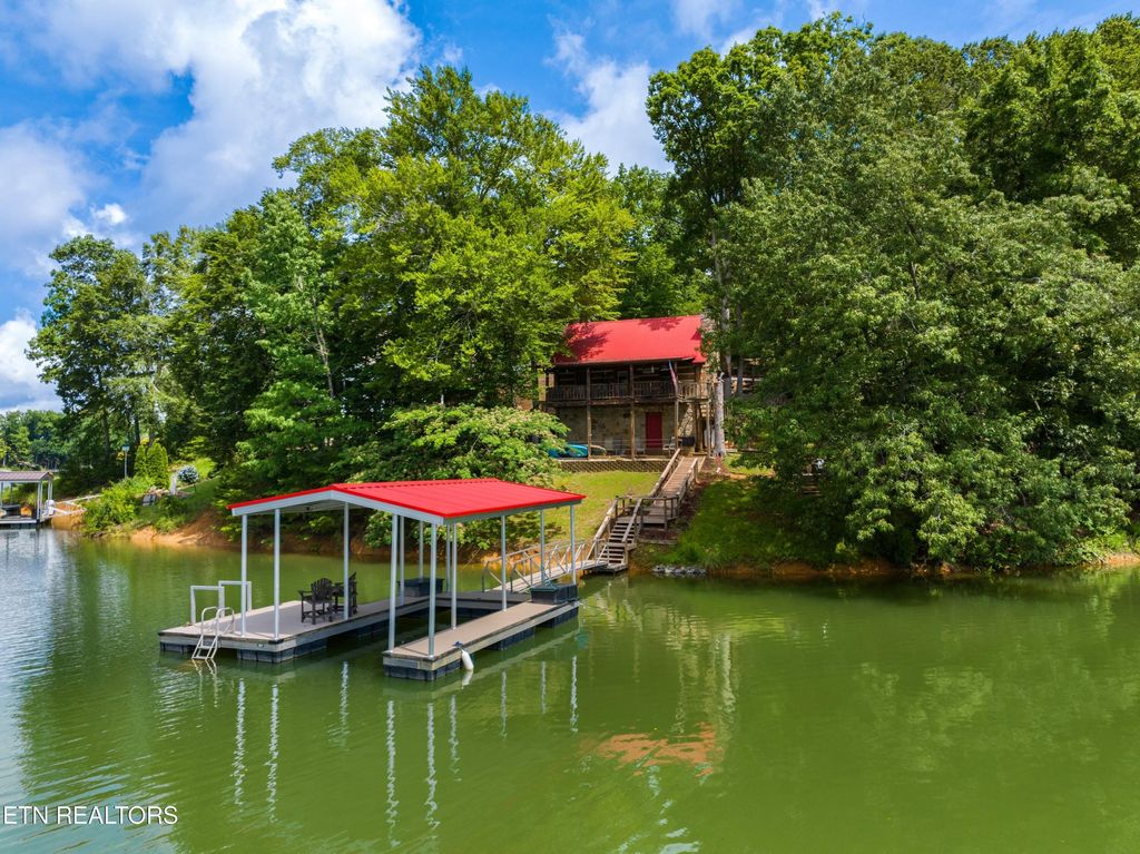 Photo of 1055 Dean Circle, Dandridge, TN 37725 (MLS # 1304471)