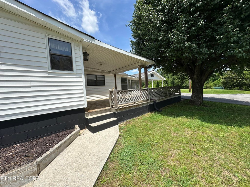 Photo of 392 Tedder St, Rockwood, TN 37854 (MLS # 1342834)