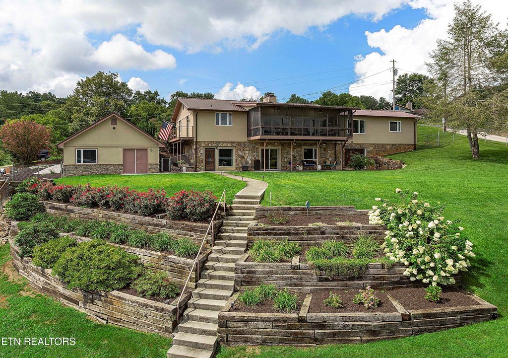 Photo of 4237 Smoot Lane, Louisville, TN 37777 (MLS # 1312523)