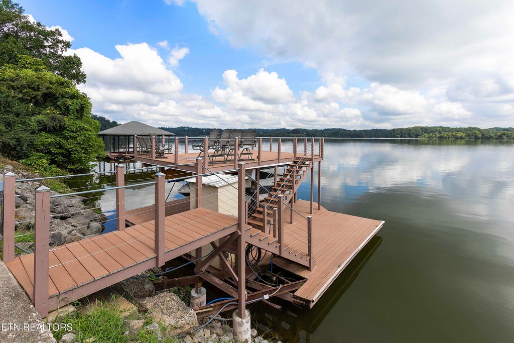 Photo of 4237 Smoot Lane, Louisville, TN 37777 (MLS # 1312523)