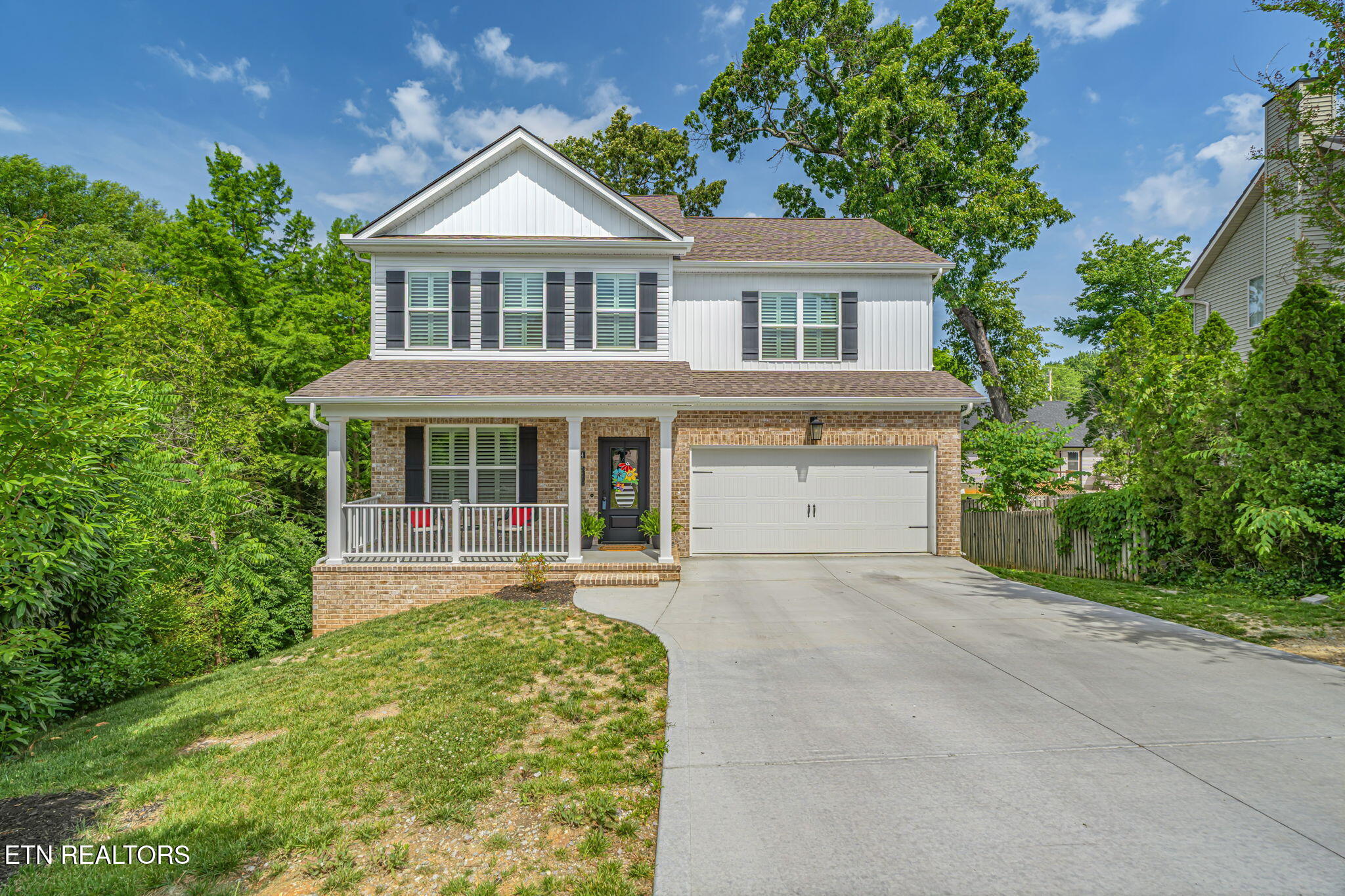 1204 Emerald Forest Lane