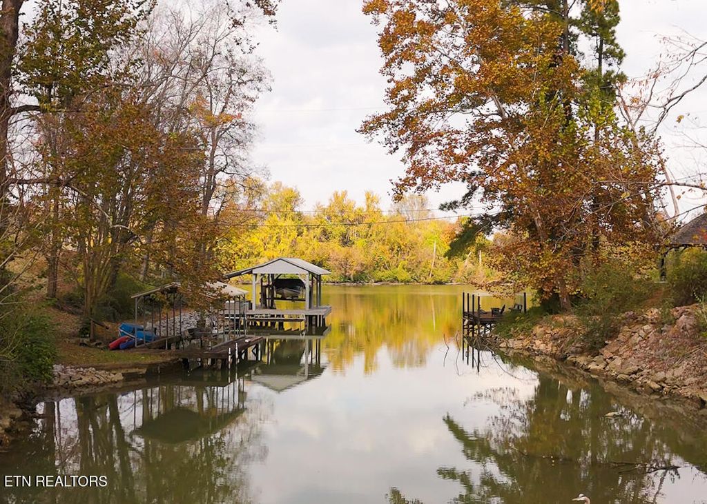 Photo of 2353 Quiet Side Lane, Knoxville, TN 37920 (MLS # 1321496)