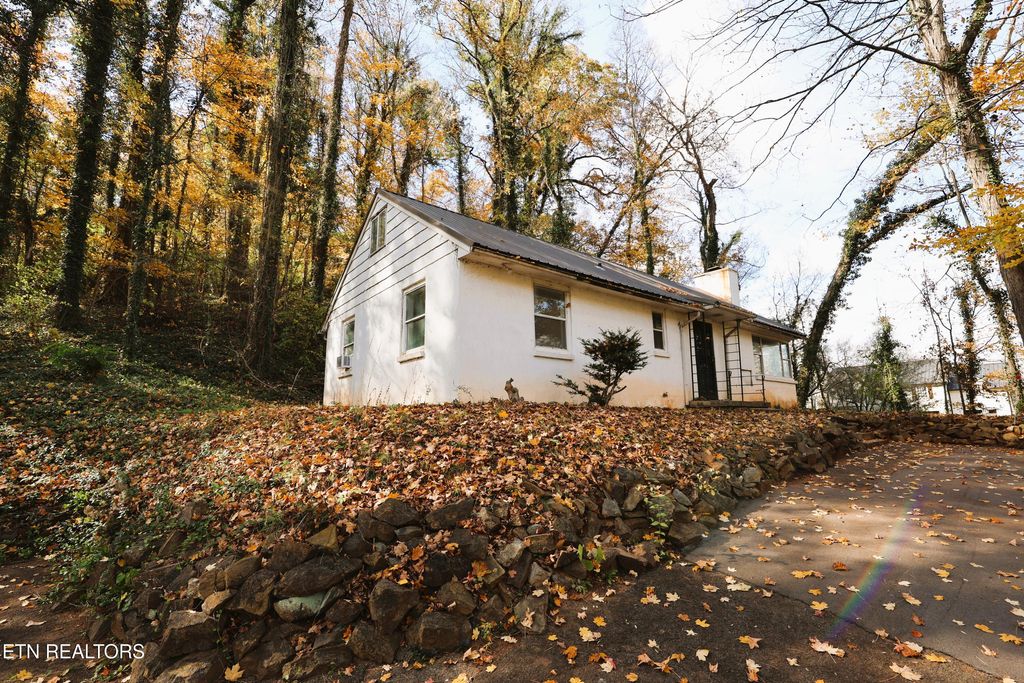 Photo of 2353 Quiet Side Lane, Knoxville, TN 37920 (MLS # 1321496)