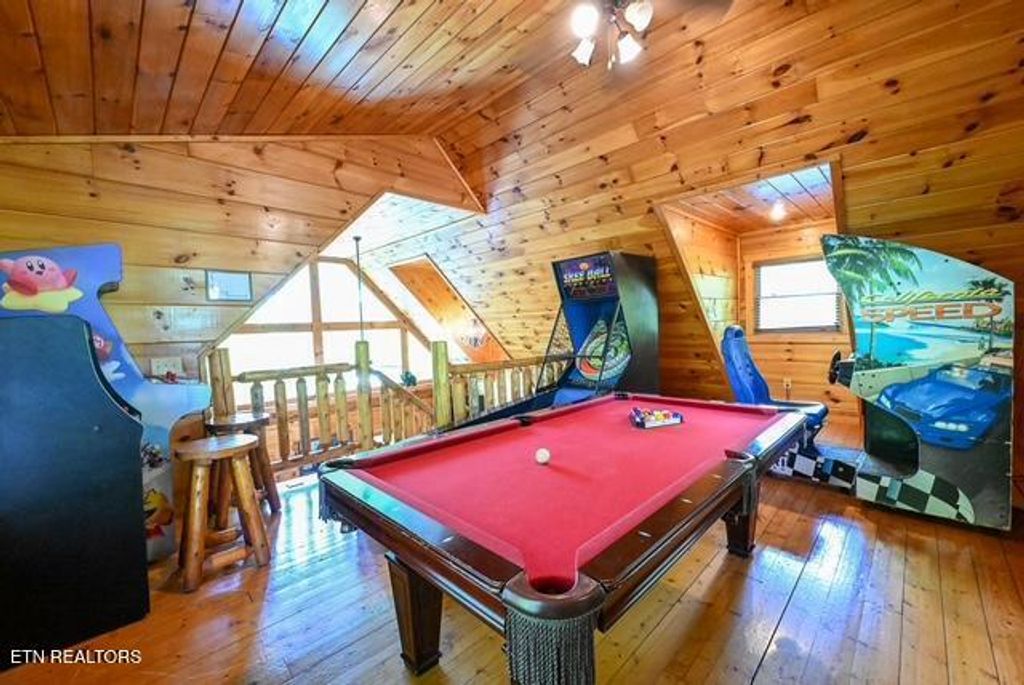 Photo of 1920 Buckeye View Way, Sevierville, TN 37876 (MLS # 1338898)