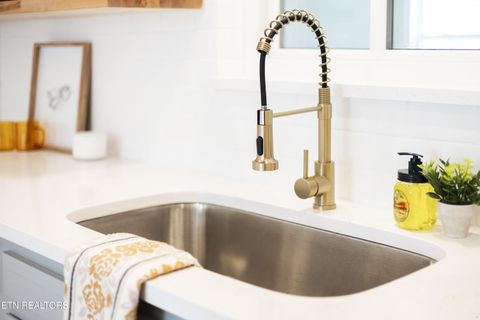 Tiny photo for 419 Greencrest Drive, Maryville, TN 37803 (MLS # 1328335)