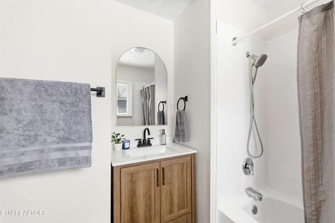 Tiny photo for 419 Greencrest Drive, Maryville, TN 37803 (MLS # 1328335)