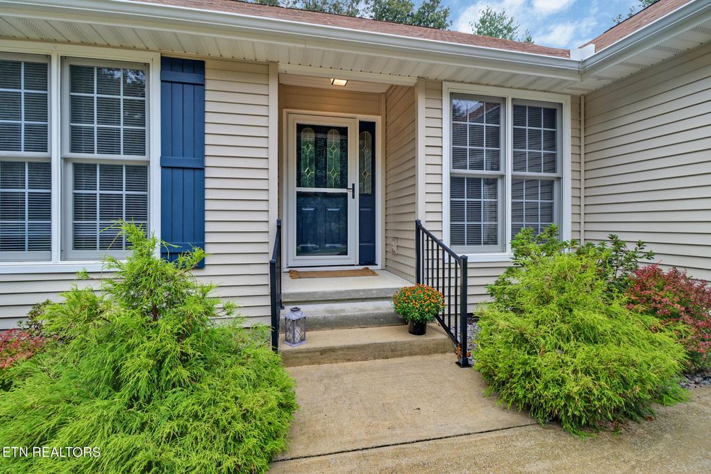 Photo of 610 Westchester Drive, Crossville, TN 38558 (MLS # 1316563)