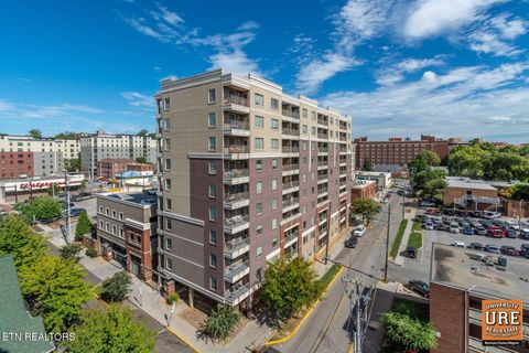 Photo of 1735 Lake Ave #402, Knoxville, TN 37916 (MLS # 1326259)