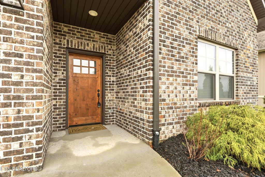 Photo of 9924 Winding Hill Lane, Knoxville, TN 37931 (MLS # 1328568)