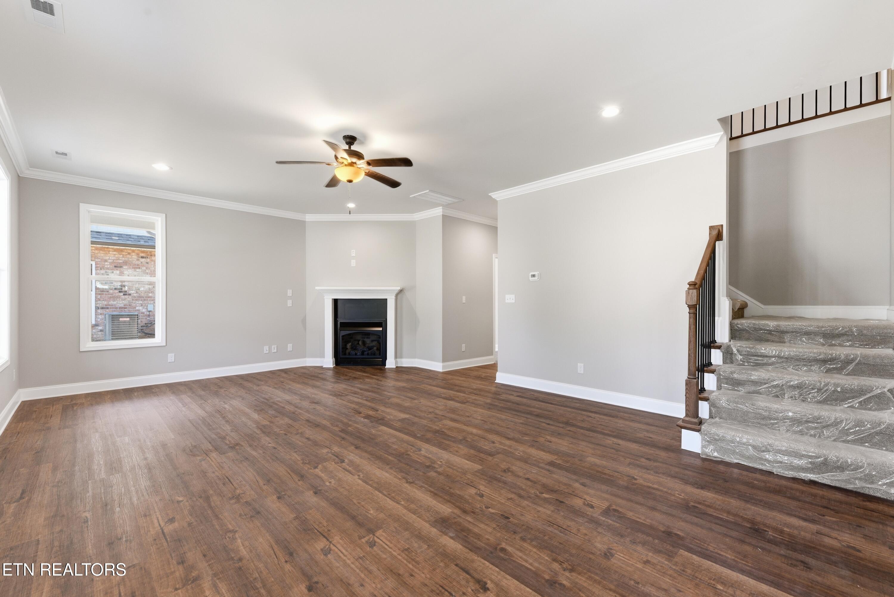 166 Crossroads Blvd