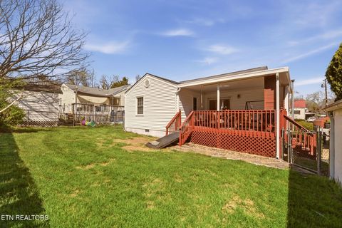 Tiny photo for 906 Riverview Drive, LaFollette, TN 37766 (MLS # 1334181)