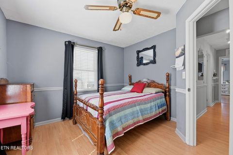 Tiny photo for 906 Riverview Drive, LaFollette, TN 37766 (MLS # 1334181)