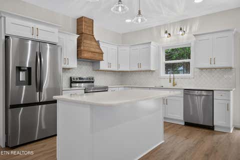Tiny photo for 230 Hickory Lane, Sparta, TN 38583 (MLS # 1349743)