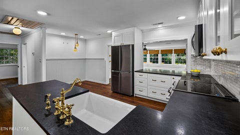 Tiny photo for 501 Highland Hills Rd, Knoxville, TN 37919 (MLS # 1354558)