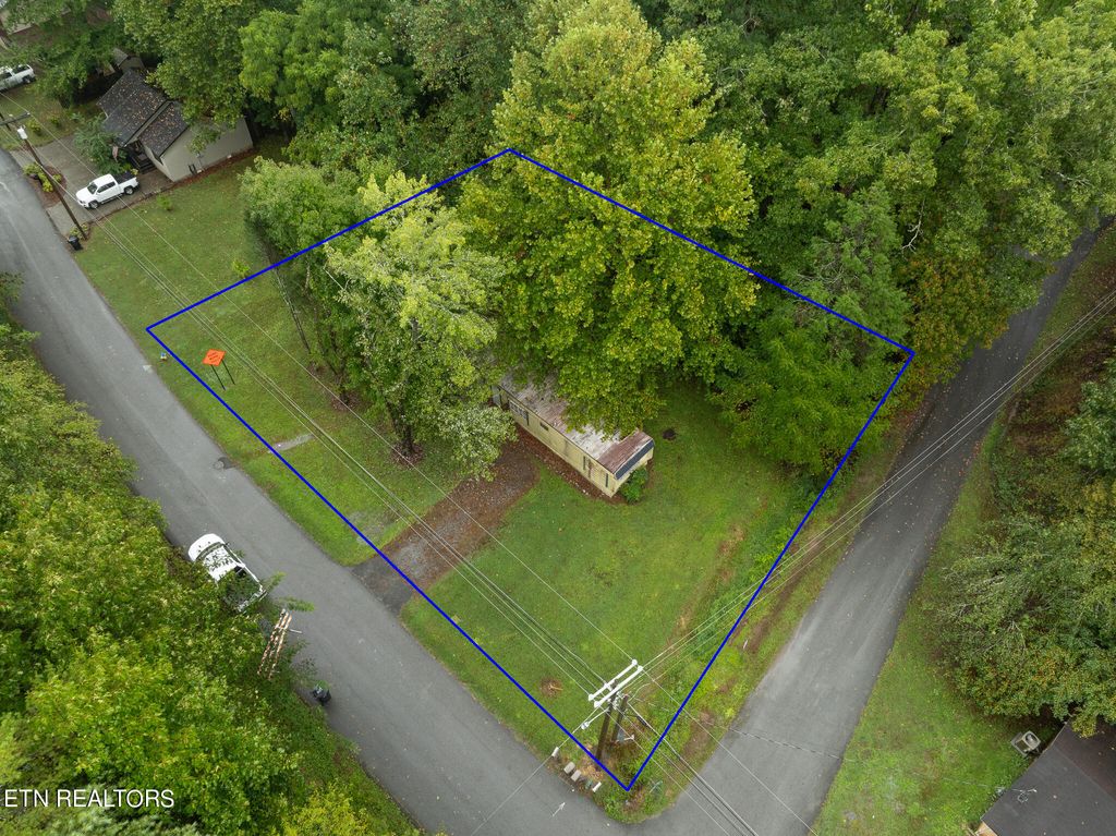 Photo of 443 Cole Drive, Pigeon Forge, TN 37863 (MLS # 1277812)