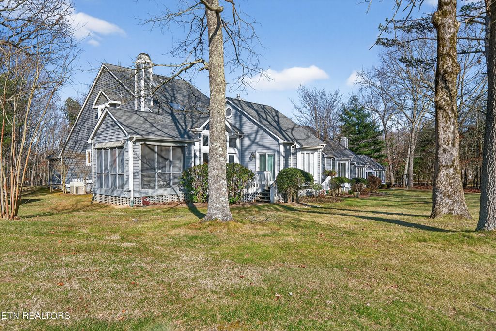 Photo of 214 Dorchester Court, Crossville, TN 38558 (MLS # 1328703)