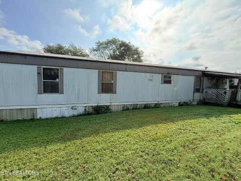 Tiny photo for 569 Carr Wynn Rd, LaFollette, TN 37766 (MLS # 1355837)