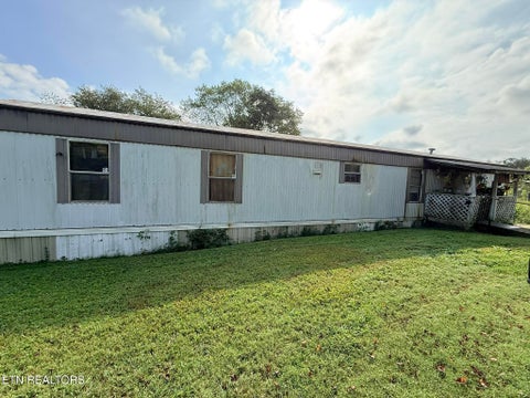 Tiny photo for 569 Carr Wynn Rd, LaFollette, TN 37766 (MLS # 1355837)