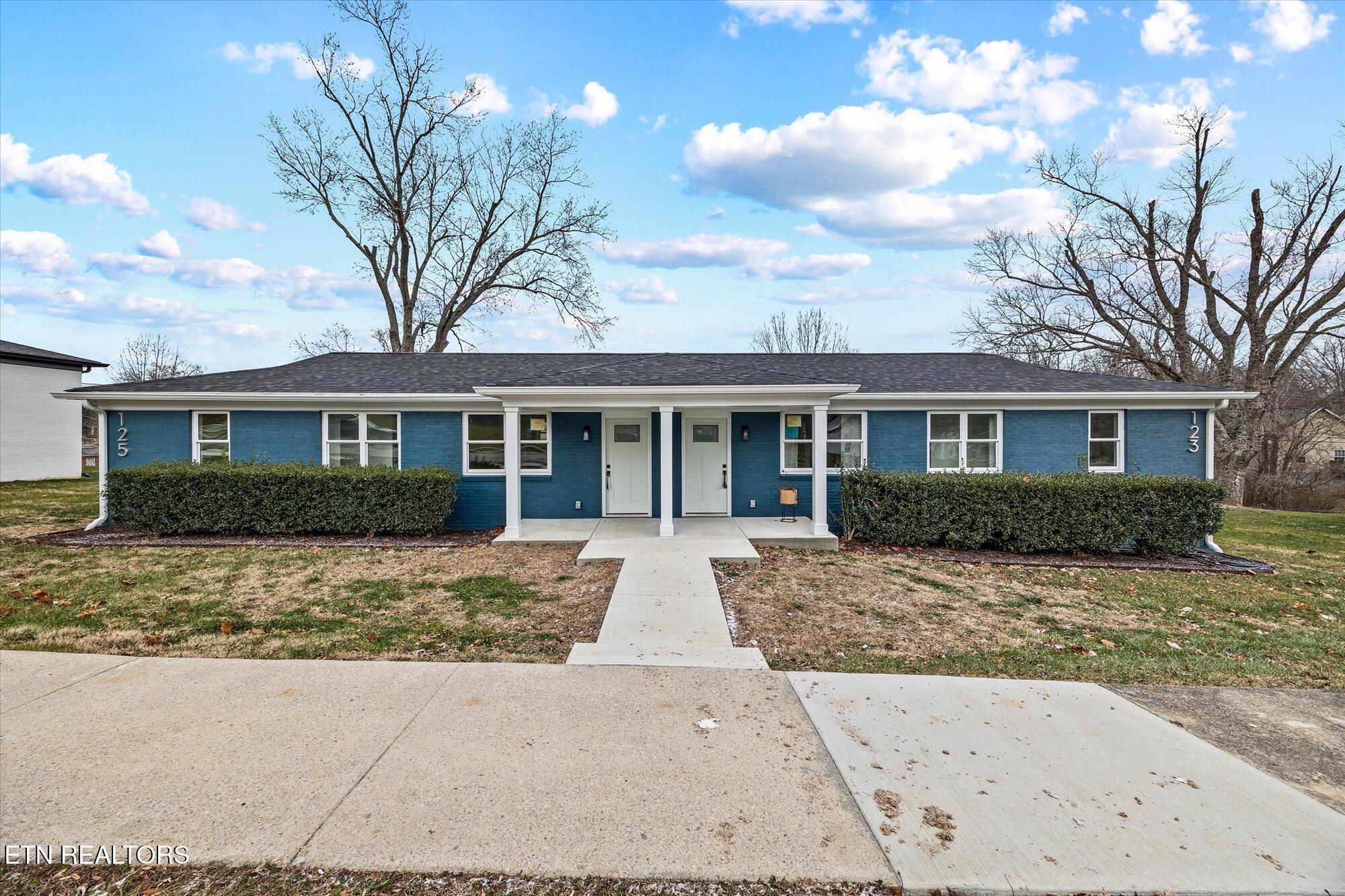 02-Villa at Parkway_9808