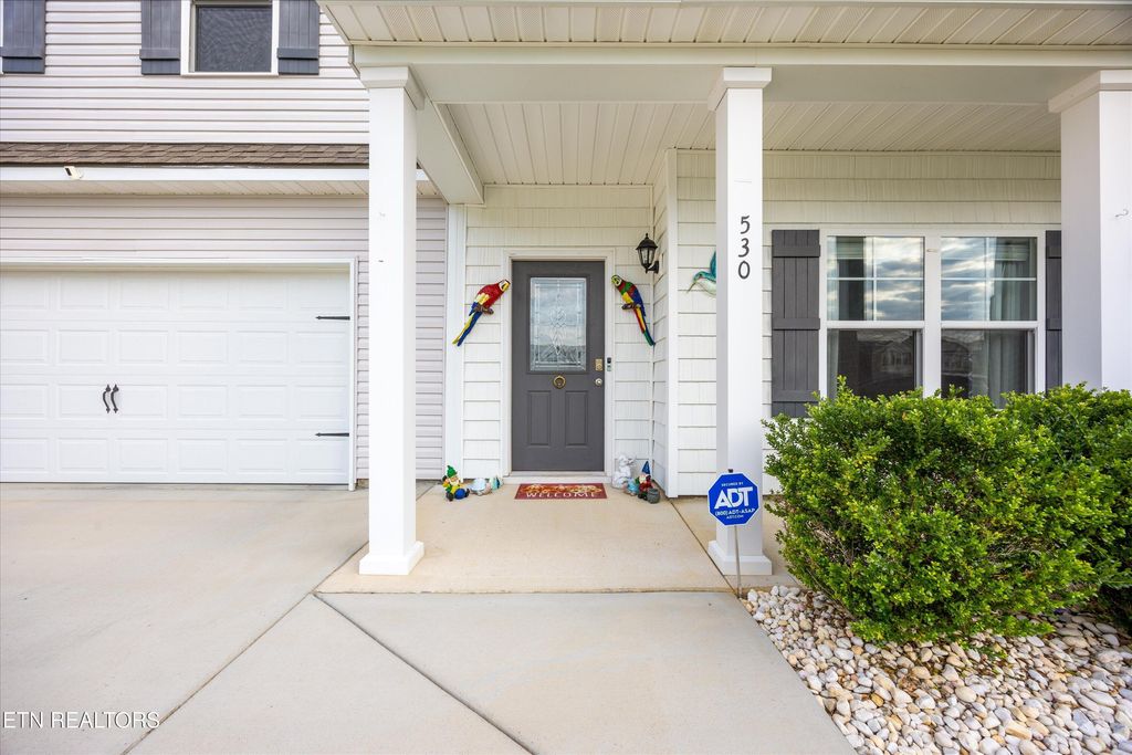 Photo of 530 Cedar Park Drive, Loudon, TN 37774 (MLS # 1316229)