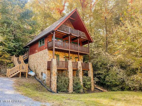 Photo of 1635 Jed Trl Trl, Sevierville, TN 37862 (MLS # 1317519)