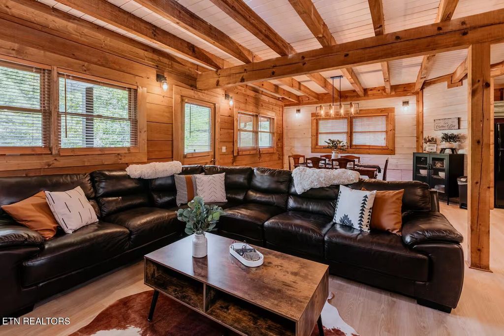 Photo of 1635 Jed Trl Trl, Sevierville, TN 37862 (MLS # 1317519)