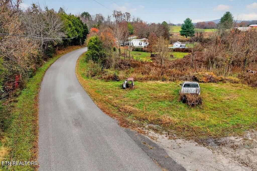 Photo of 265 N Center Point Acres, Walling, TN 38587 (MLS # 1322796)