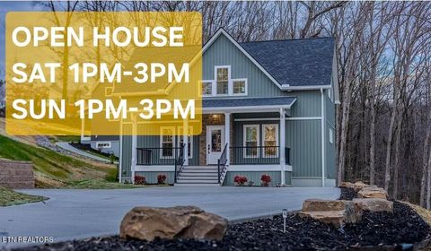 Photo of 158 California Ave, Oak Ridge, TN 37830 (MLS # 1327539)