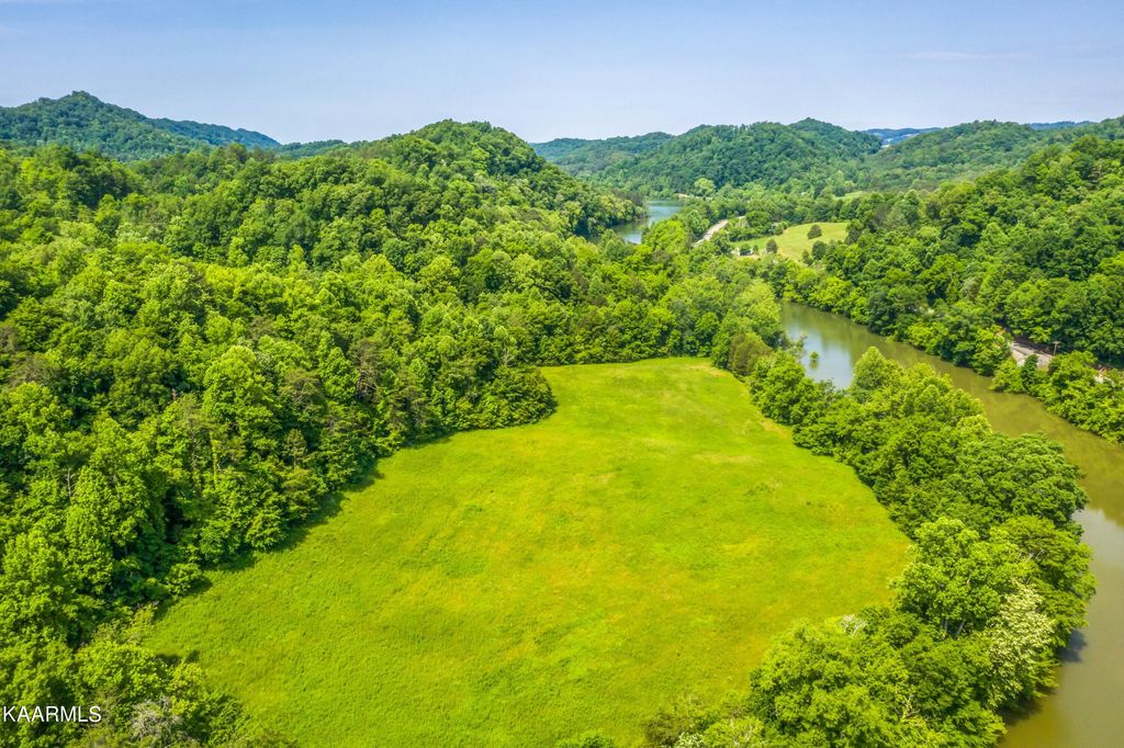Photo of 114 State Hwy 33, Tazewell, TN 37879 (MLS # 1194055)