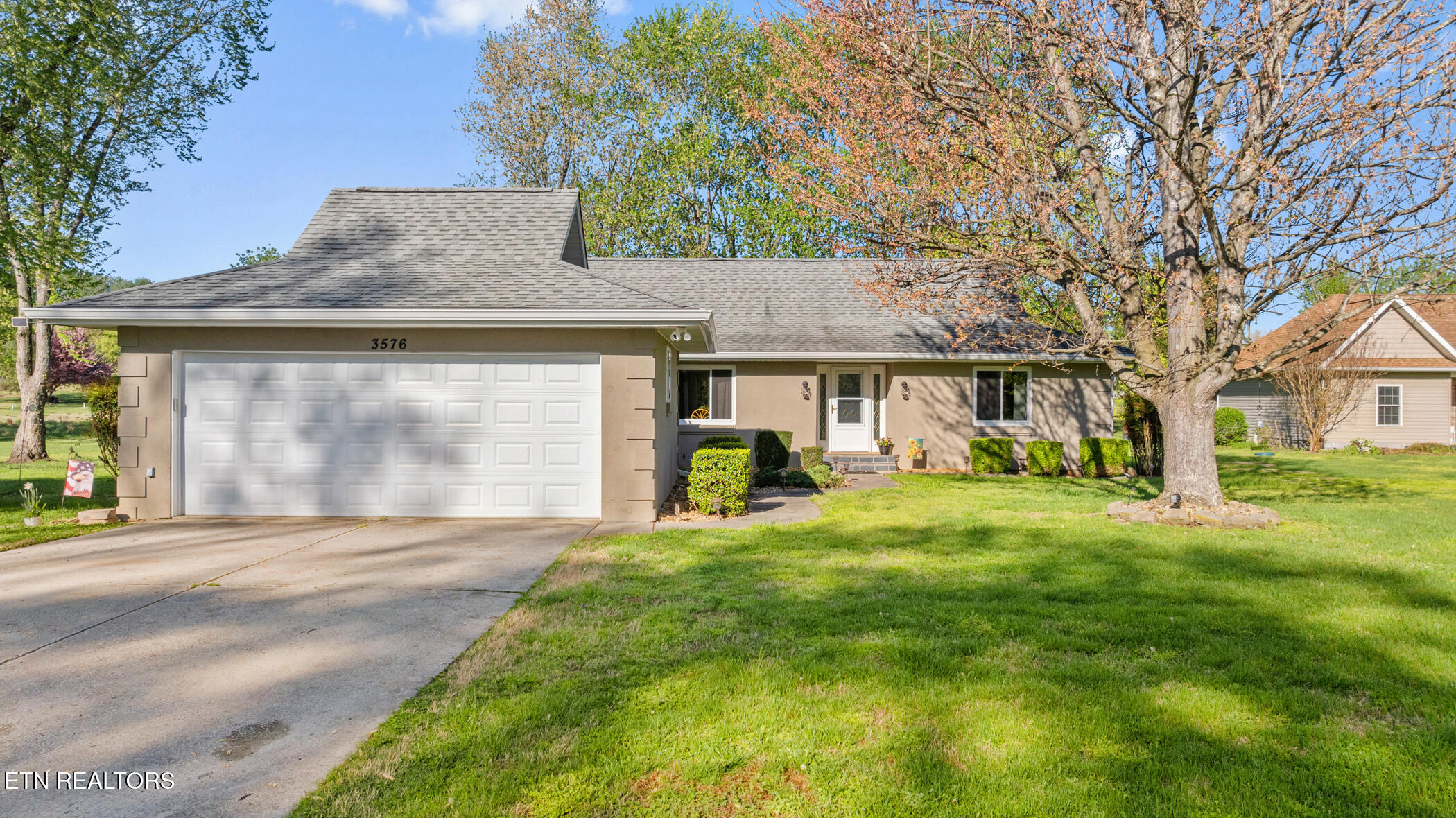 3576 E Atherton Lane