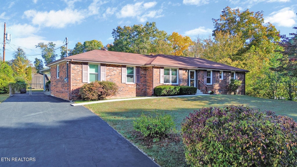 Photo of 1680 New Hope Drive, Cookeville, TN 38506 (MLS # 1360605)