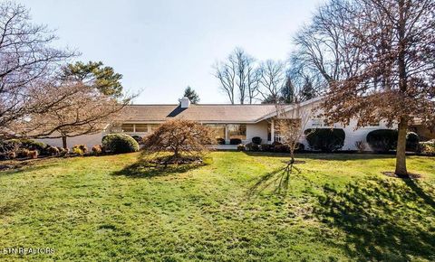 Photo of 7104 Cresthill Drive, Knoxville, TN 37919 (MLS # 1333024)