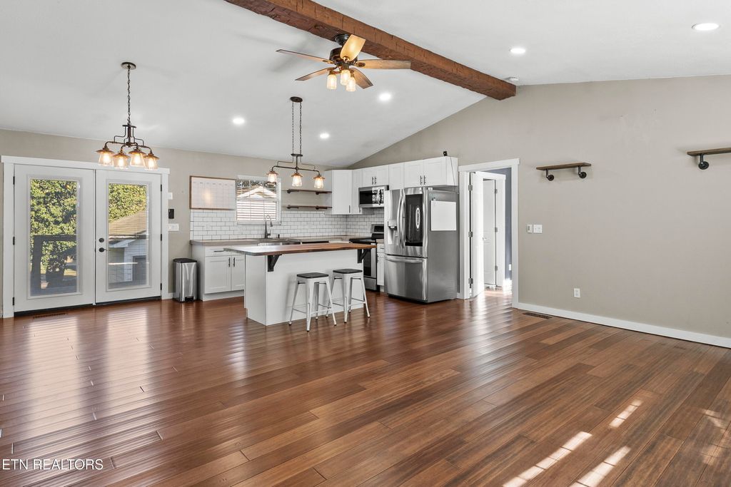 Photo of 103 Newport Way, Kingston, TN 37763 (MLS # 1318835)